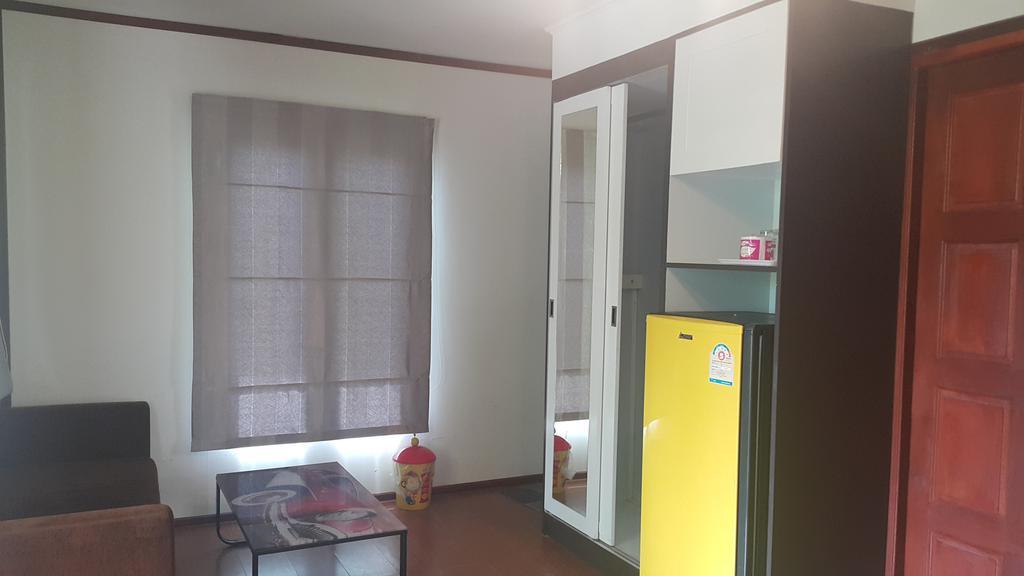 Oyo 75402 Villa Rayonghouse Ban Nong Sai Yong Exterior foto