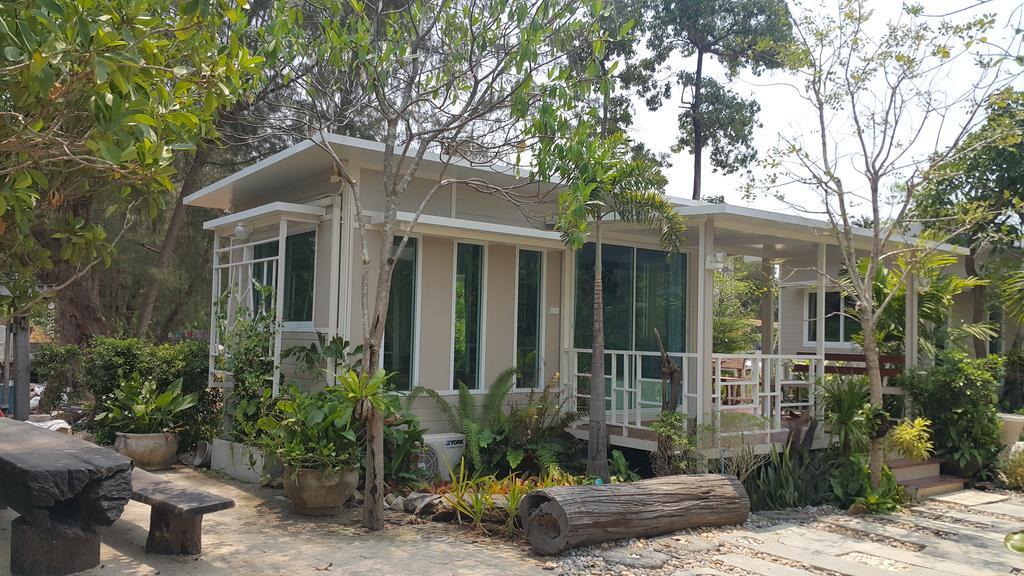 Oyo 75402 Villa Rayonghouse Ban Nong Sai Yong Exterior foto
